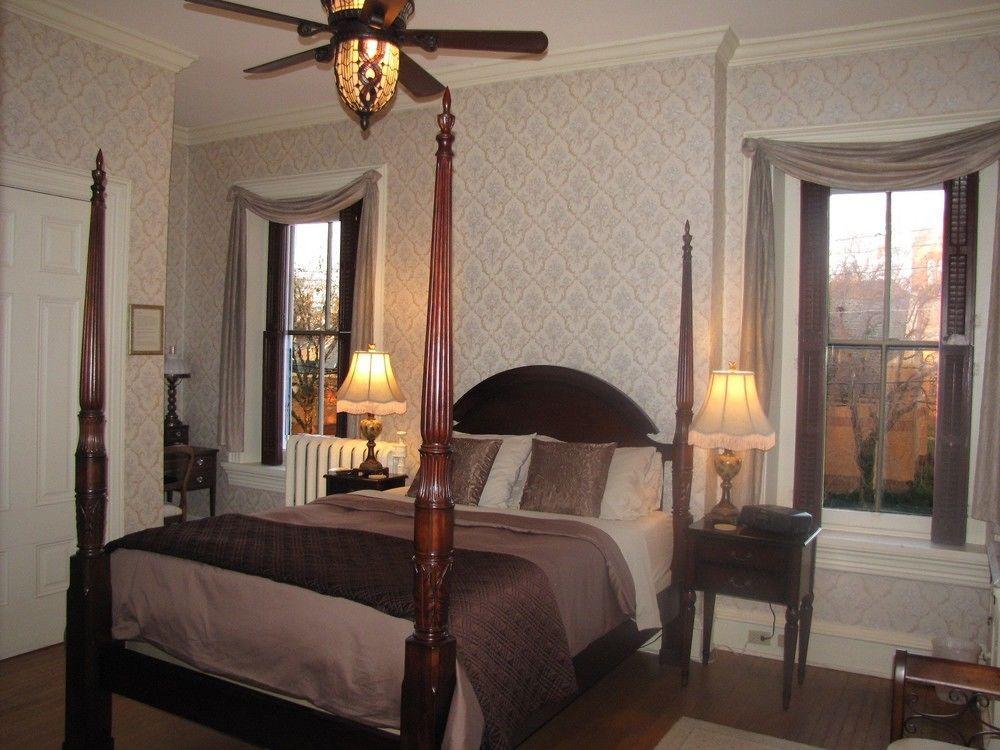 Lovelace Manor Bed And Breakfast Lancaster Exterior foto
