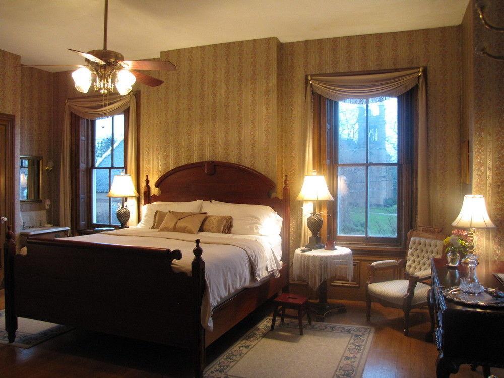 Lovelace Manor Bed And Breakfast Lancaster Exterior foto