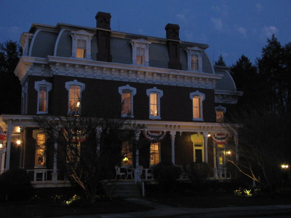 Lovelace Manor Bed And Breakfast Lancaster Exterior foto