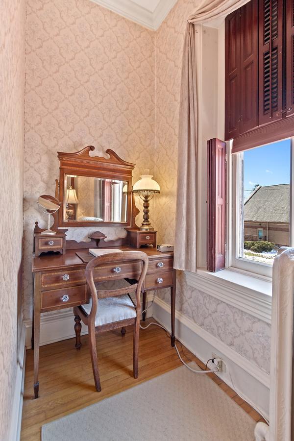 Lovelace Manor Bed And Breakfast Lancaster Exterior foto
